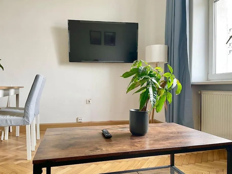 55M2 Stylish Apartment With Netflix - 15 Min To Center Viyana