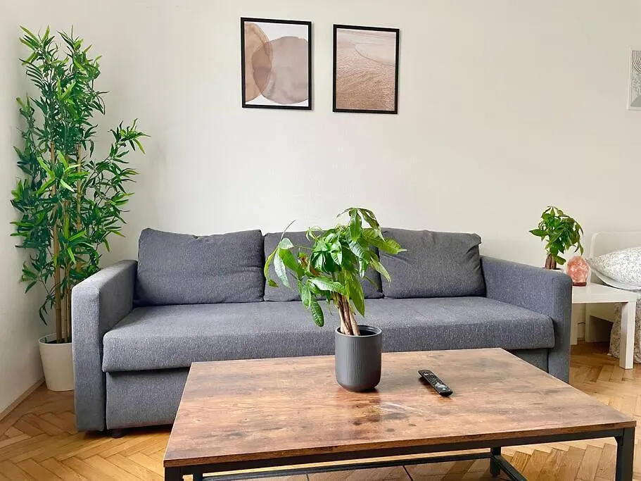 55M2 Stylish Apartment With Netflix - 15 Min To Center Viyana 0*,  Avusturya